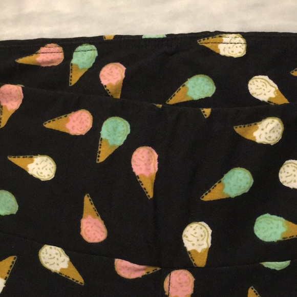 Lularoe Ice Cream Cone Black Leggings NWOT size Large Tall & Curvy - Picture 8 of 13